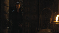 extant_GameOfThrones_4x07-Mockingbird_2709