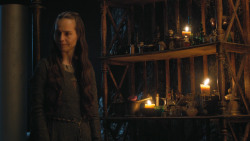 extant_GameOfThrones_4x07-Mockingbird_2739