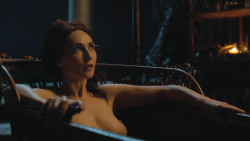 extant_GameOfThrones_4x07-Mockingbird_2811