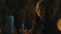 extant_GameOfThrones_4x07-Mockingbird_2841