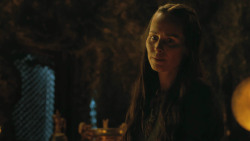 extant_GameOfThrones_4x07-Mockingbird_2874