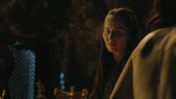 extant_GameOfThrones_4x07-Mockingbird_2894