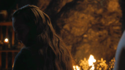 extant_GameOfThrones_4x07-Mockingbird_2898