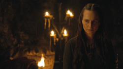 extant_GameOfThrones_4x07-Mockingbird_2919