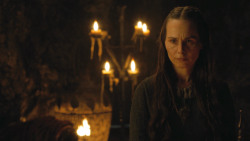 extant_GameOfThrones_4x07-Mockingbird_2923