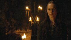 extant_GameOfThrones_4x07-Mockingbird_2927