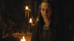 extant_GameOfThrones_4x07-Mockingbird_2951