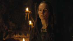 extant_GameOfThrones_4x07-Mockingbird_2995