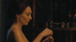extant_GameOfThrones_4x07-Mockingbird_3001