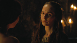 extant_GameOfThrones_4x07-Mockingbird_3017