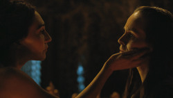 extant_GameOfThrones_4x07-Mockingbird_3035