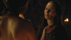 extant_GameOfThrones_4x07-Mockingbird_3036