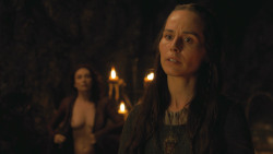 extant_GameOfThrones_4x07-Mockingbird_3069