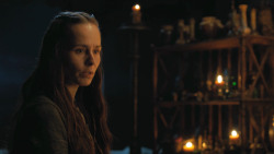 extant_GameOfThrones_4x07-Mockingbird_3078