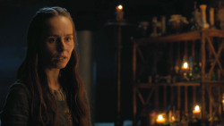 extant_GameOfThrones_4x07-Mockingbird_3089