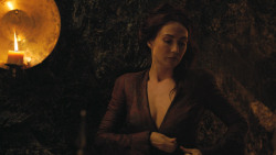 extant_GameOfThrones_4x07-Mockingbird_3095