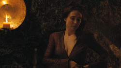 extant_GameOfThrones_4x07-Mockingbird_3096