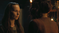 extant_GameOfThrones_4x07-Mockingbird_3188