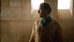 extant_GameOfThrones_4x07-Mockingbird_3291