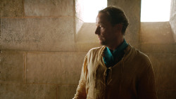extant_GameOfThrones_4x07-Mockingbird_3293
