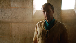extant_GameOfThrones_4x07-Mockingbird_3295