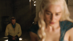 extant_GameOfThrones_4x07-Mockingbird_3322