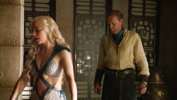 extant_GameOfThrones_4x07-Mockingbird_3367