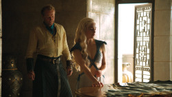 extant_GameOfThrones_4x07-Mockingbird_3370
