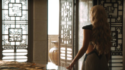 extant_GameOfThrones_4x07-Mockingbird_3393