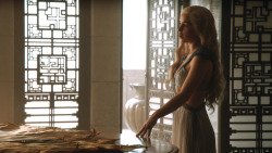 extant_GameOfThrones_4x07-Mockingbird_3402