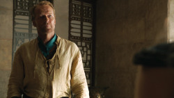 extant_GameOfThrones_4x07-Mockingbird_3449