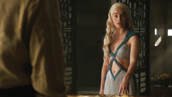 extant_GameOfThrones_4x07-Mockingbird_3459