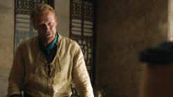 extant_GameOfThrones_4x07-Mockingbird_3479