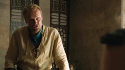 extant_GameOfThrones_4x07-Mockingbird_3482