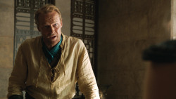 extant_GameOfThrones_4x07-Mockingbird_3484