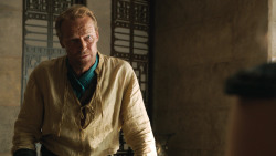 extant_GameOfThrones_4x07-Mockingbird_3485