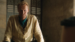 extant_GameOfThrones_4x07-Mockingbird_3501