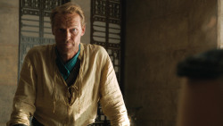 extant_GameOfThrones_4x07-Mockingbird_3506