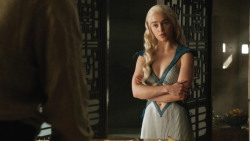 extant_GameOfThrones_4x07-Mockingbird_3507