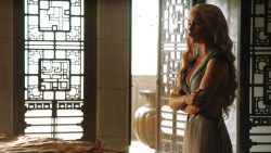 extant_GameOfThrones_4x07-Mockingbird_3536