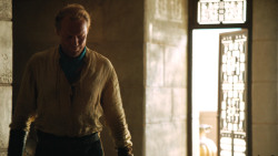 extant_GameOfThrones_4x07-Mockingbird_3545