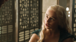 extant_GameOfThrones_4x07-Mockingbird_3558
