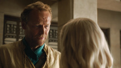extant_GameOfThrones_4x07-Mockingbird_3571