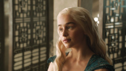 extant_GameOfThrones_4x07-Mockingbird_3671