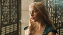 extant_GameOfThrones_4x07-Mockingbird_3675