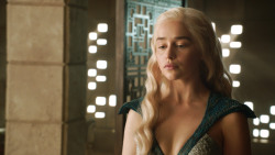 extant_GameOfThrones_4x07-Mockingbird_3682