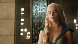 extant_GameOfThrones_4x07-Mockingbird_3686