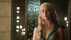 extant_GameOfThrones_4x07-Mockingbird_3715