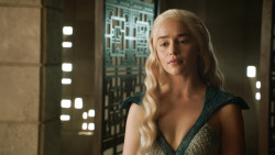 extant_GameOfThrones_4x07-Mockingbird_3718