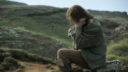 extant_GameOfThrones_4x07-Mockingbird_3754